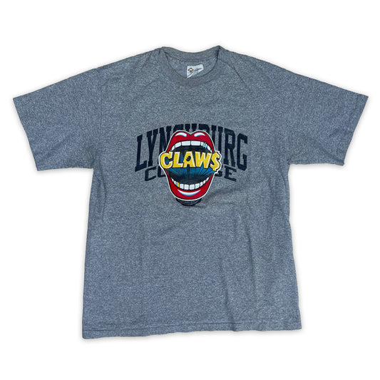 COLLEGE LIPS TEE