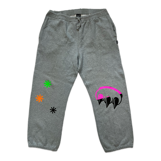 GREY SPLIT CLAW SWEATPANTS